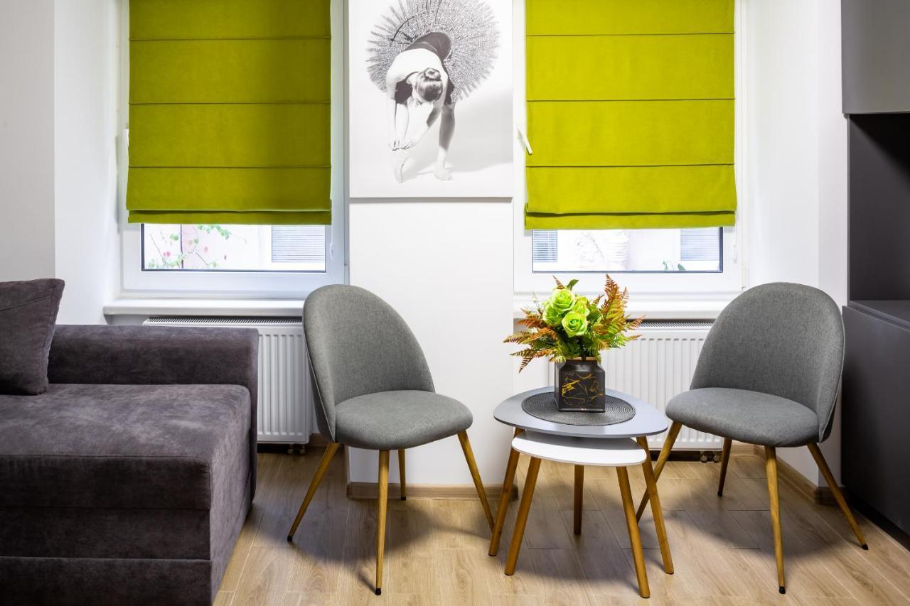 Alfa Apartments Staroevrejska 18 ลวีฟ ภายนอก รูปภาพ