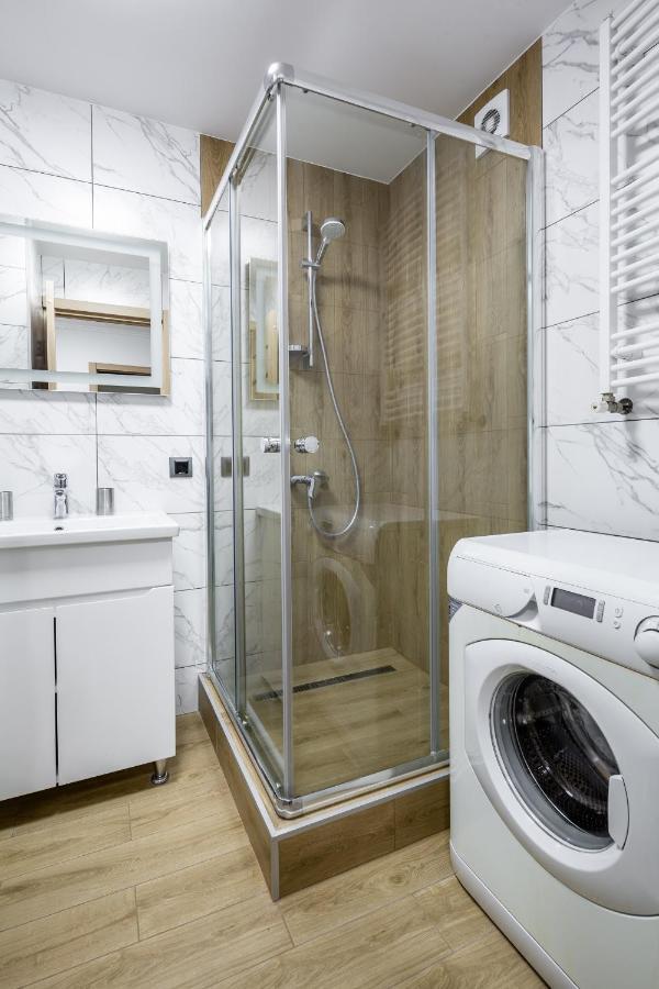 Alfa Apartments Staroevrejska 18 ลวีฟ ภายนอก รูปภาพ